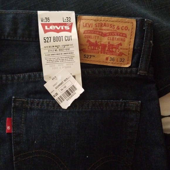 Levi's Jean's - Picture 3 of 3